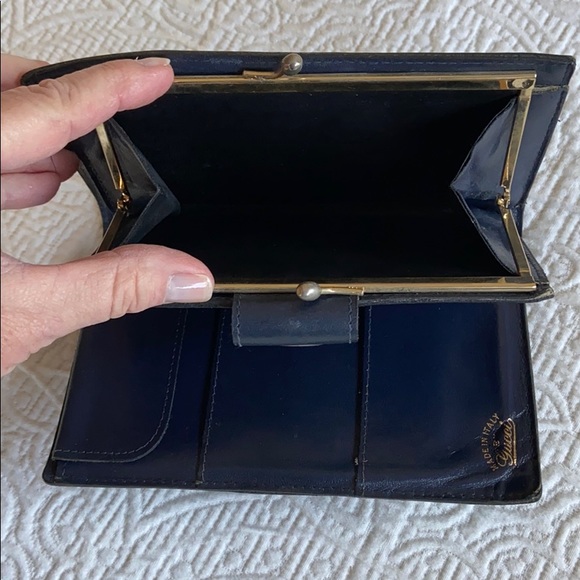 🔻Vintage Authentic Gucci Wallet - Picture 5 of 7